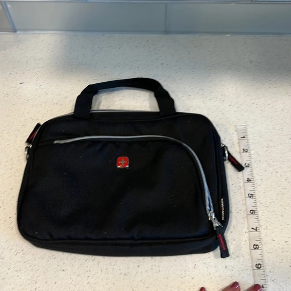 Swissgear  travel case - Picture 3 of 9